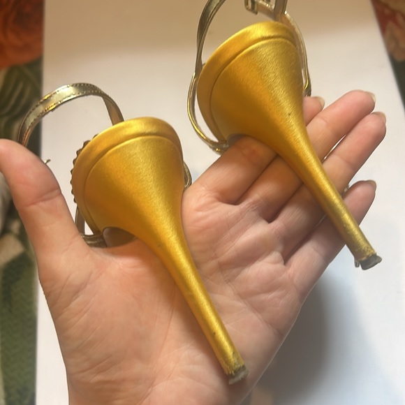 Charlotte Olympia Queenie heels size 38.5 - Picture 4 of 4